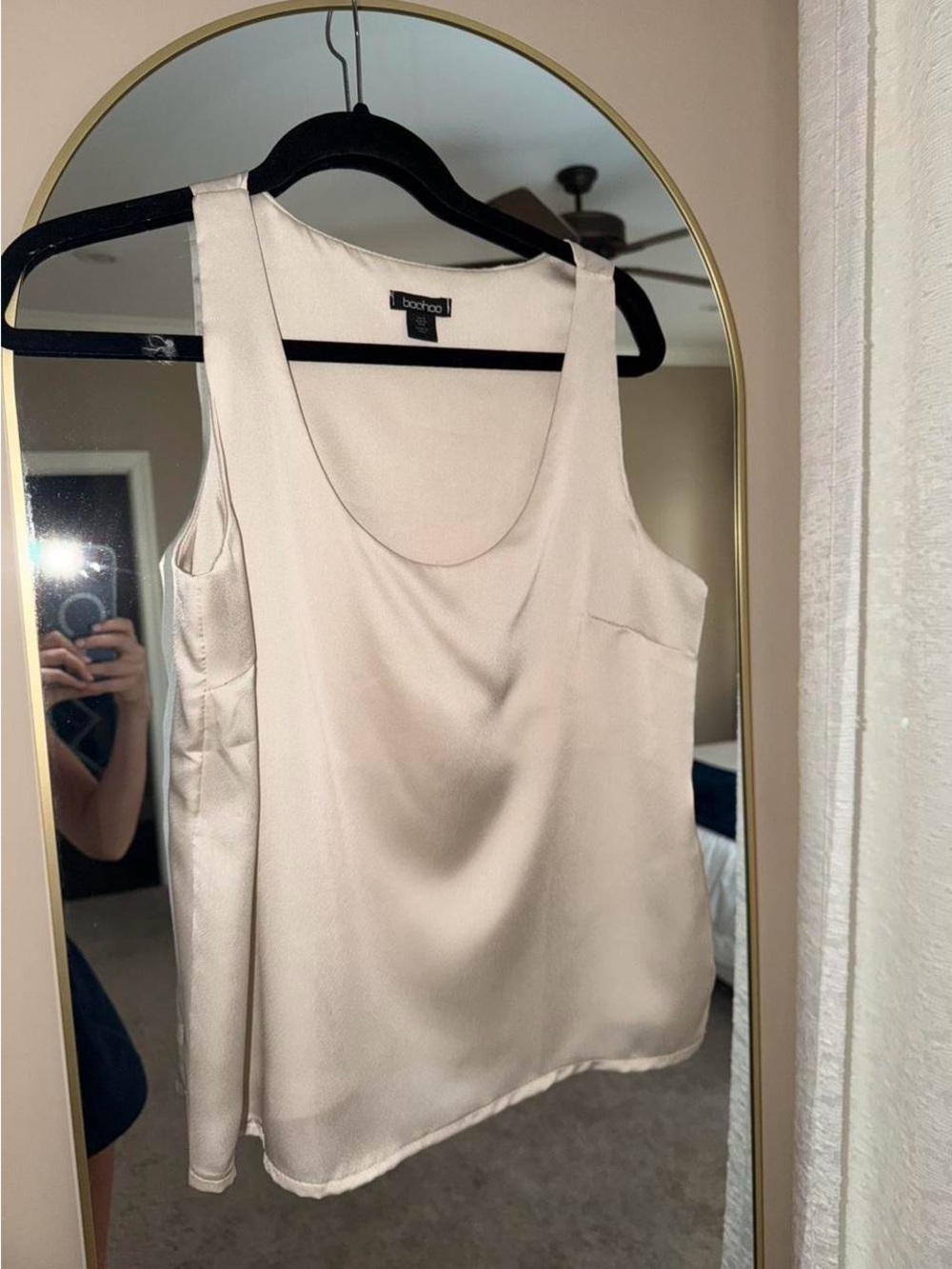 Boohoo Cream Satin Scoop Neck Cami